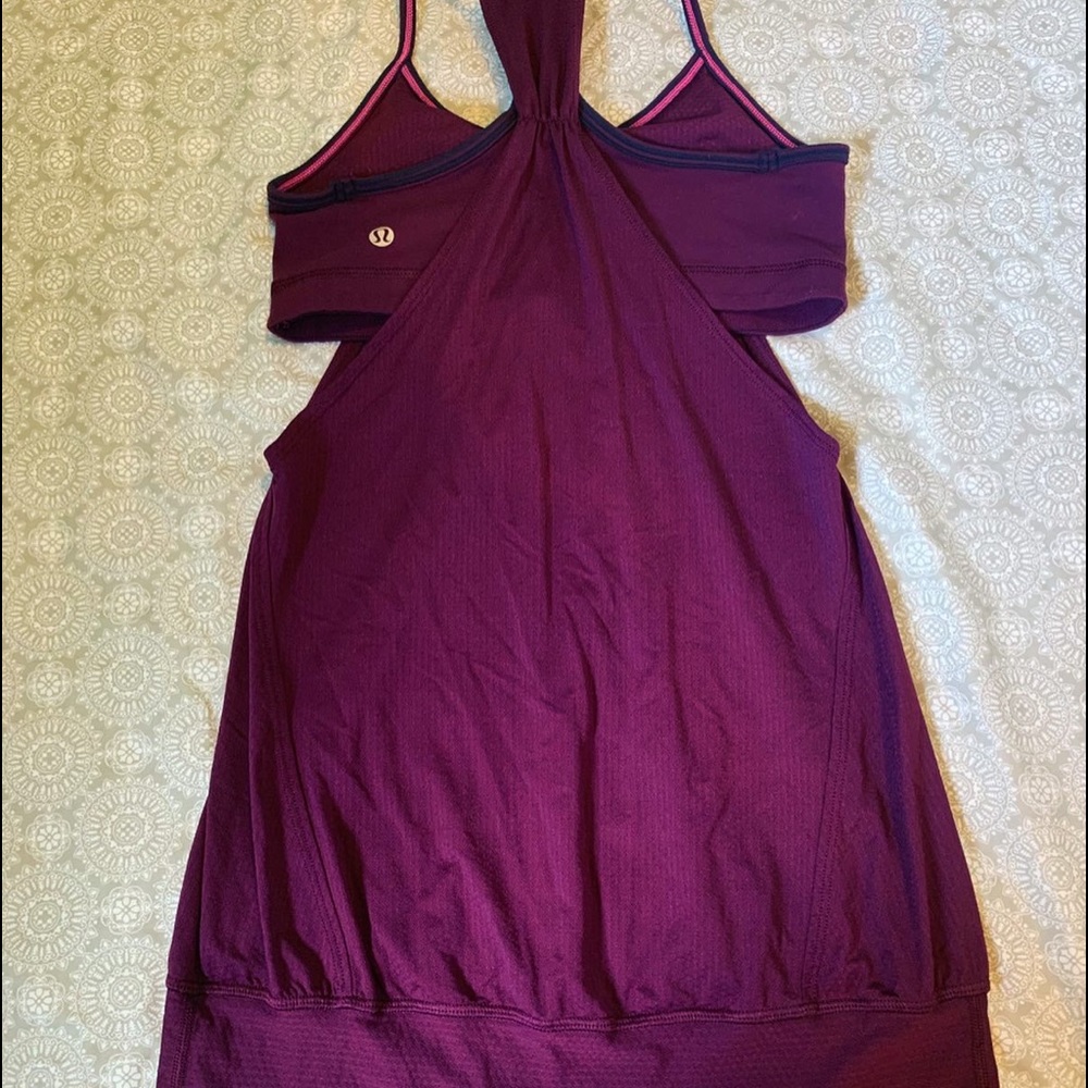 Lululemon tanks